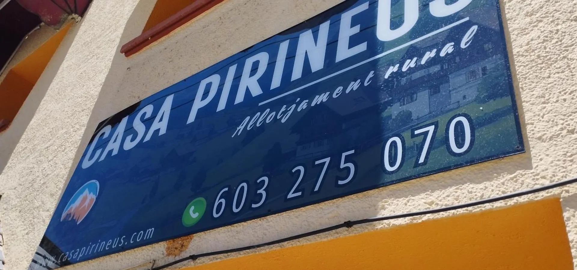 Pensión Hostal Casa Pirineus & Deportes De Aventura Baró