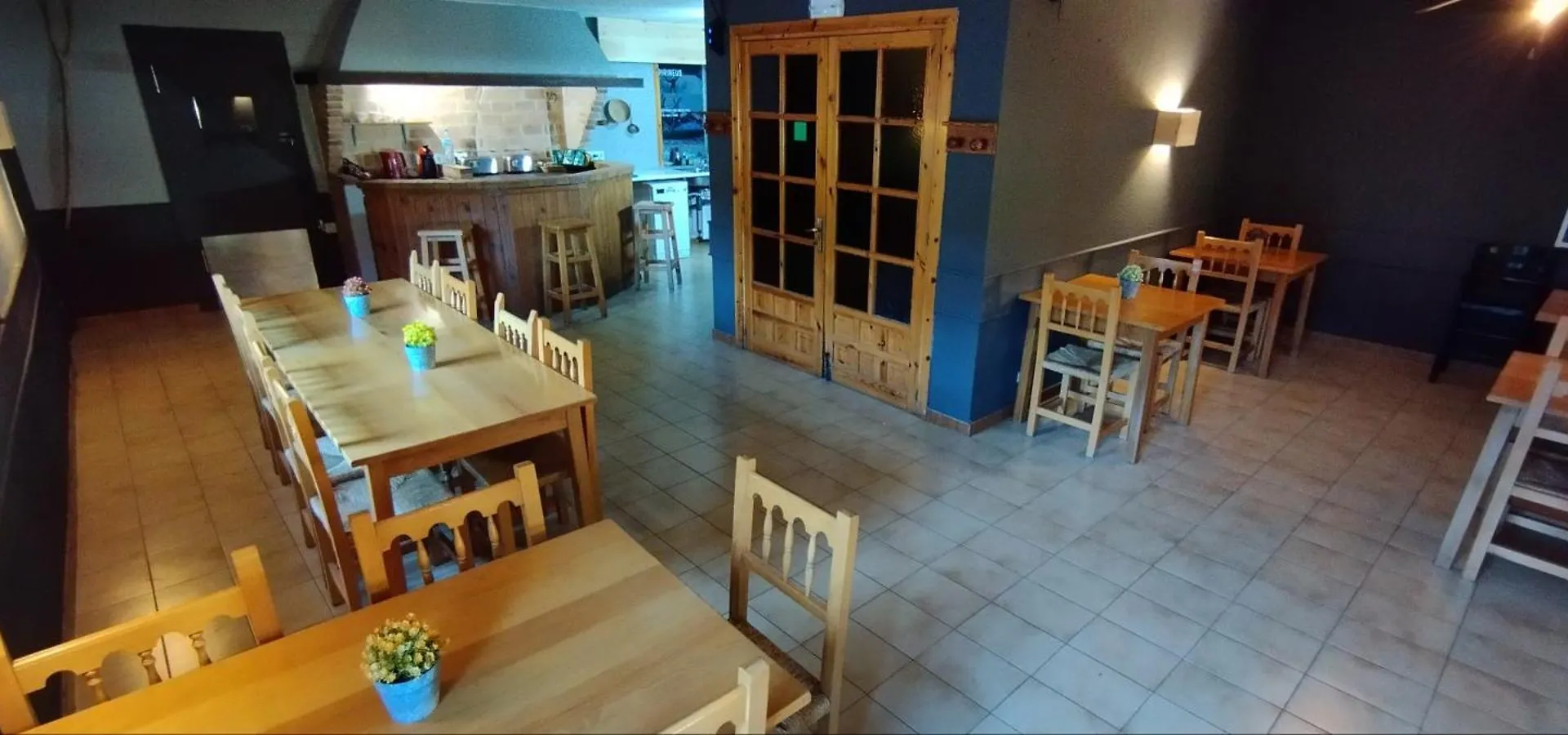 Guest house Hostal Casa Pirineus & Deportes De Aventura Baro  Spain