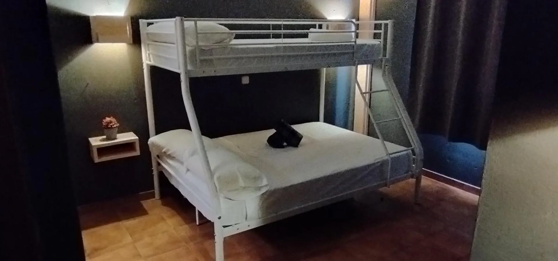 Hostal Casa Pirineus & Deportes De Aventura Baro  Baro (Catalonia)